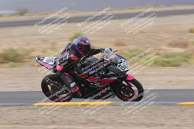 media/Sep-11-2022-SoCal Trackdays (Sun) [[81b7e951af]]/Turn 9 Inside (910am)/